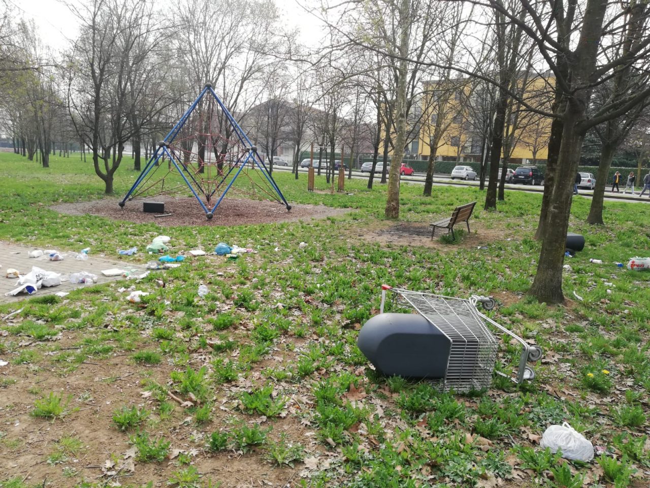 Vandali al parco