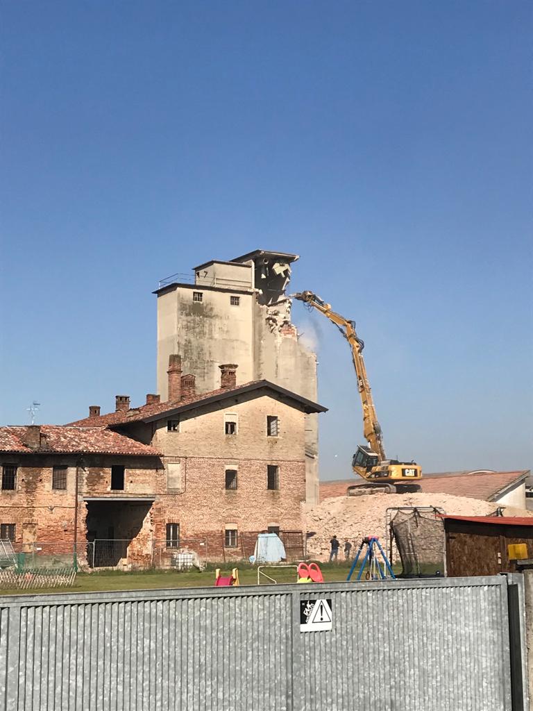 Pagazzano demolizione torre ex Arrigoni
