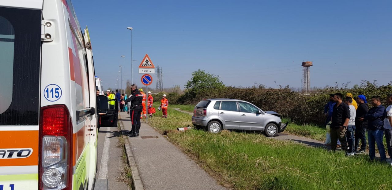 Incidente a Cortenuova, coinvolti quattro giovani – FOTO