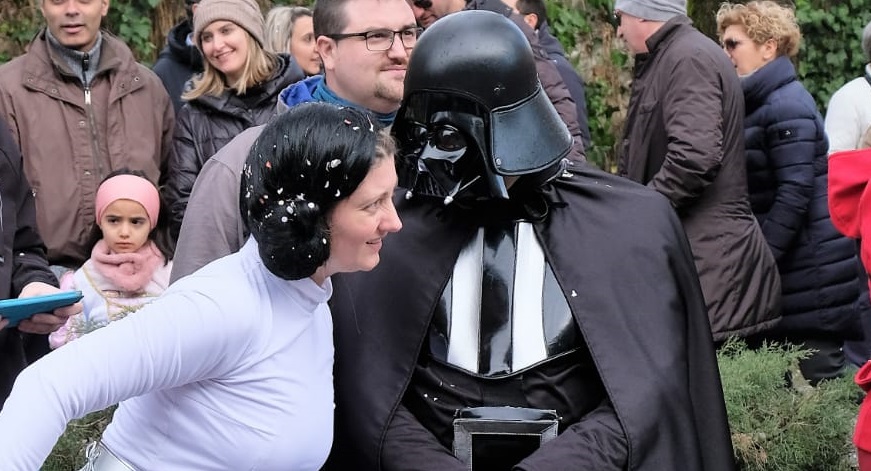 Dart Fener invade il carnevale romanese FOTO