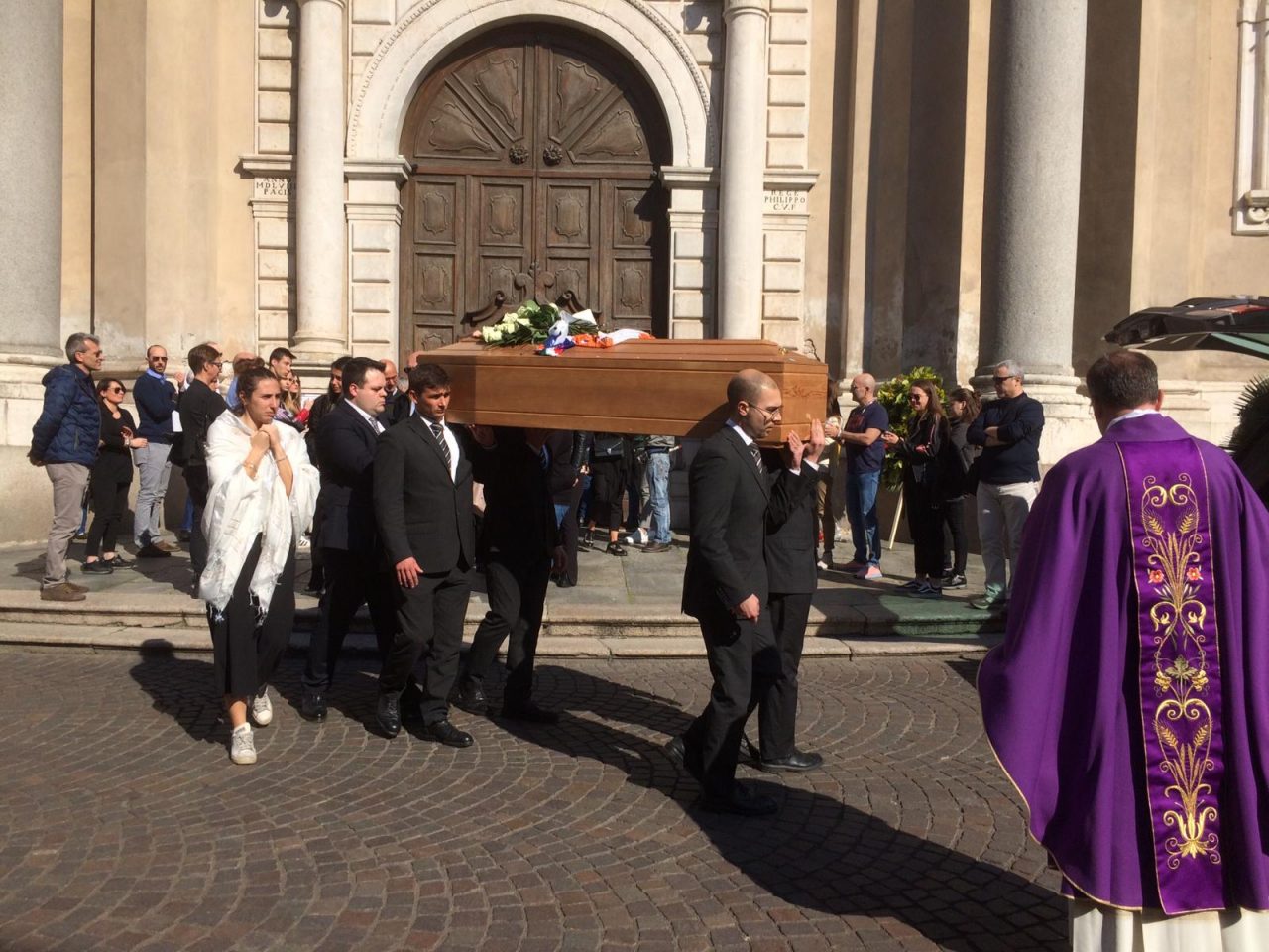 “Ciao Ste, sarai sempre in ognuno di noi”