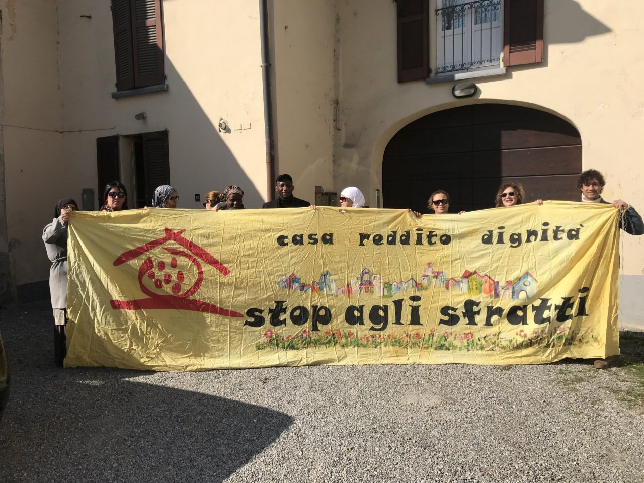 Unione Inquilini fa rinviare lo sfratto di Massira