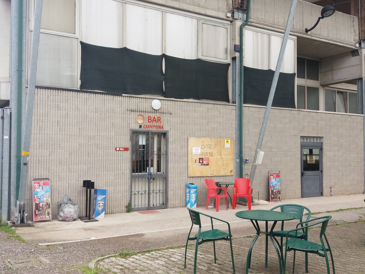 Bando deserto per il bar del centro sportivo, tutto da rifare