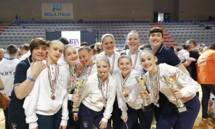 Successo europeo per le atlete del twirling di Pandino FOTO