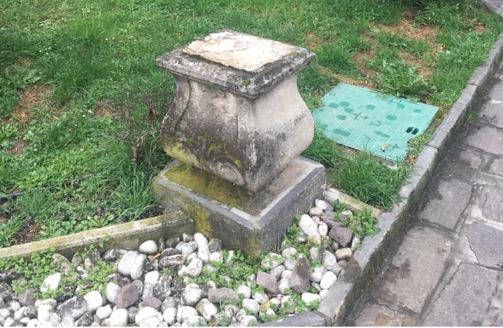 Chi ha rubato le statue delle Stagioni? FOTO