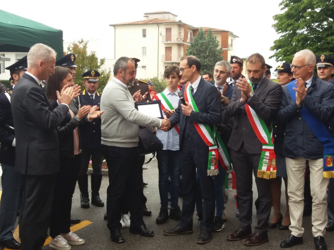 Intitolata la palestra all’appuntato Renato Barborini, medaglia d’oro al valor civile FOTO
