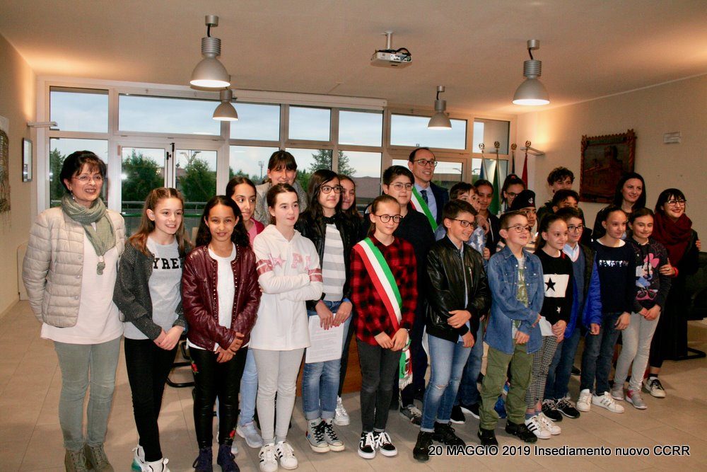 Eletto il sindaco (per ora) dei ragazzi. Il nuovo Consiglio si è insediato
