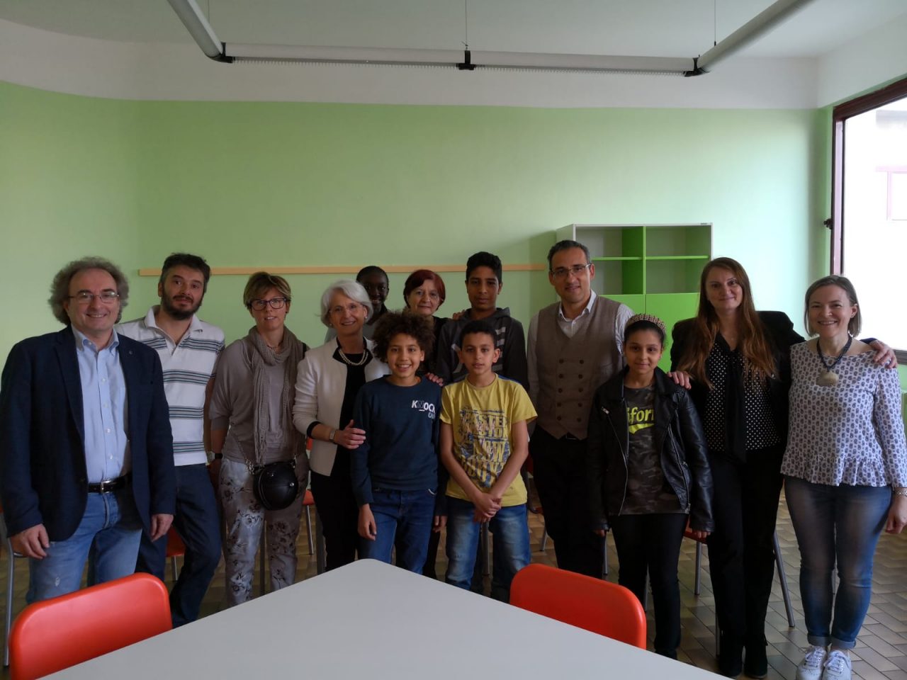 Inaugurata alle medie la nuova aula per l’alfabetizzazione FOTO