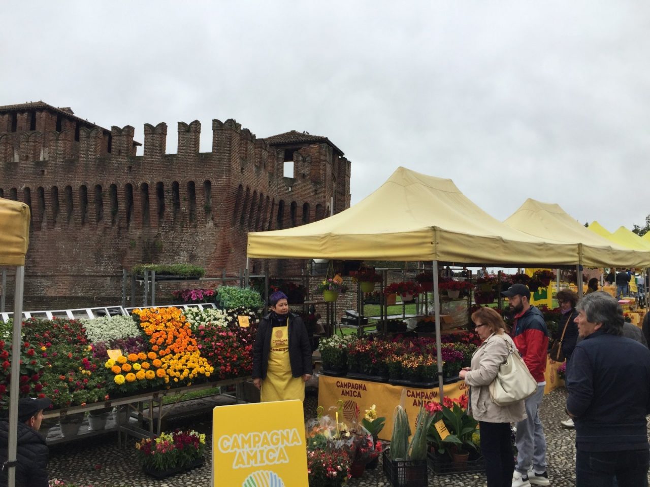 Successo di Campagna Amica alla Rocca Sforzesca di Soncino FOTO