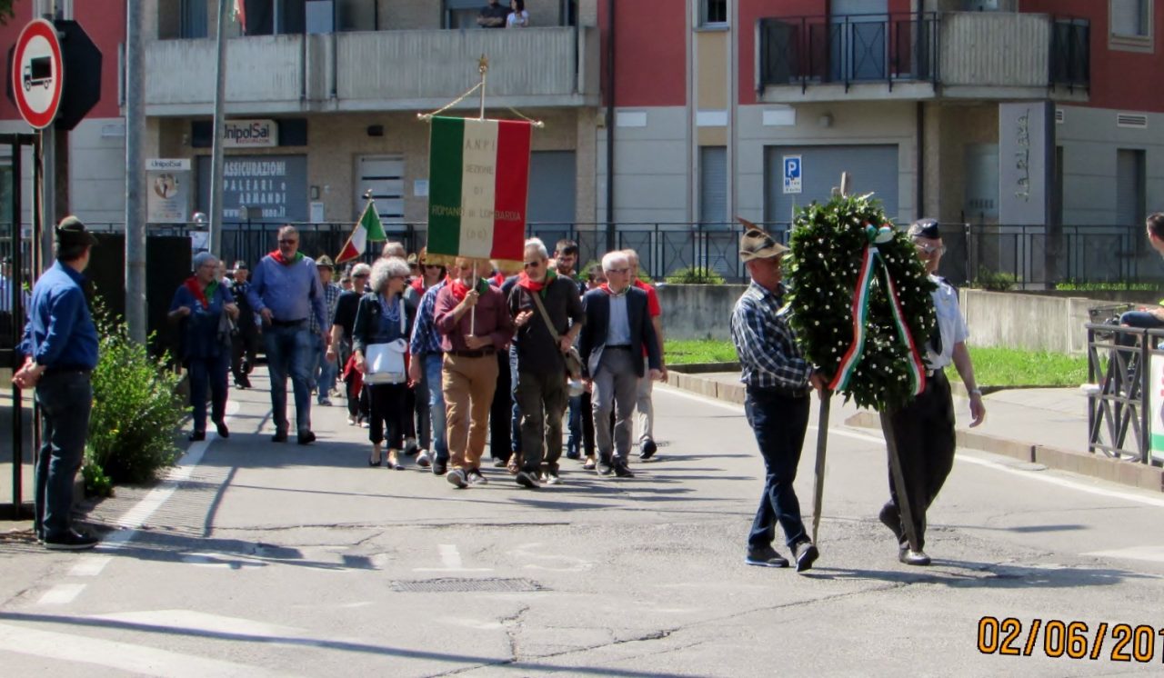 Il corteo del 2 giugno FOTO