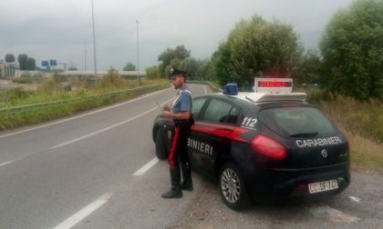 Pensionata 87enne contromano sulla Paullese causa incidente, patente ritirata