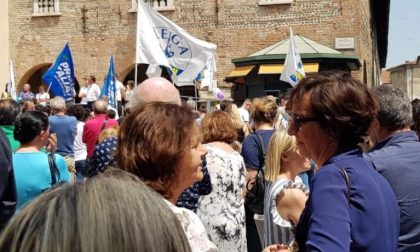 Salvini a Romano per lanciare Natali parla del tabaccaio di Ivrea VIDEO