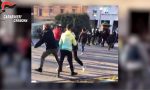 Baby gang trasforma piazza di Cremona in un ring di "Fight club" VIDEO