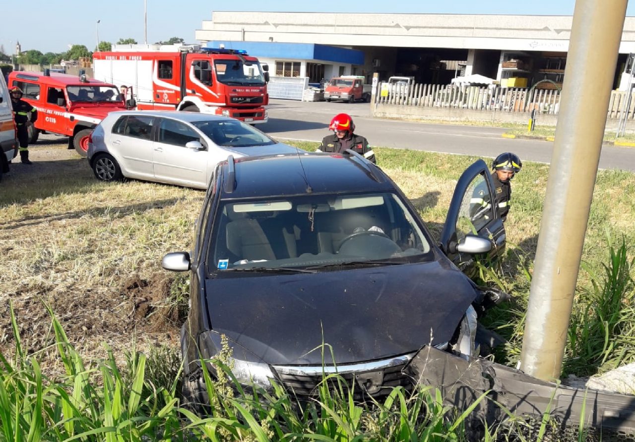 Incrocio pericoloso sulla Melotta: interrogazione della minoranza