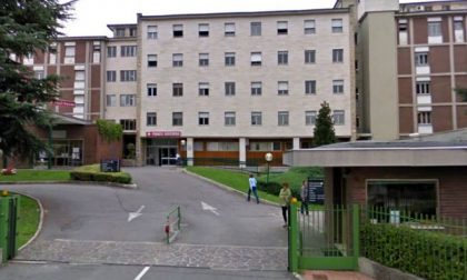 In ospedale ci sono 41 gradi: pazienti disperati al quarto piano del Policlinico di Ponte
