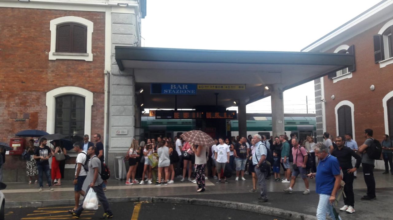 Maltempo e disagi ai pendolari la nota di Trenord