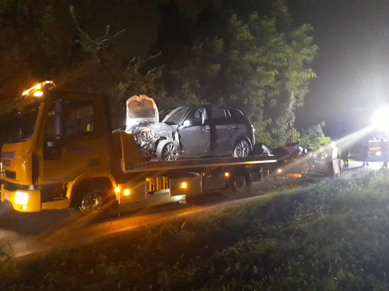 incidente frontale a rivolta