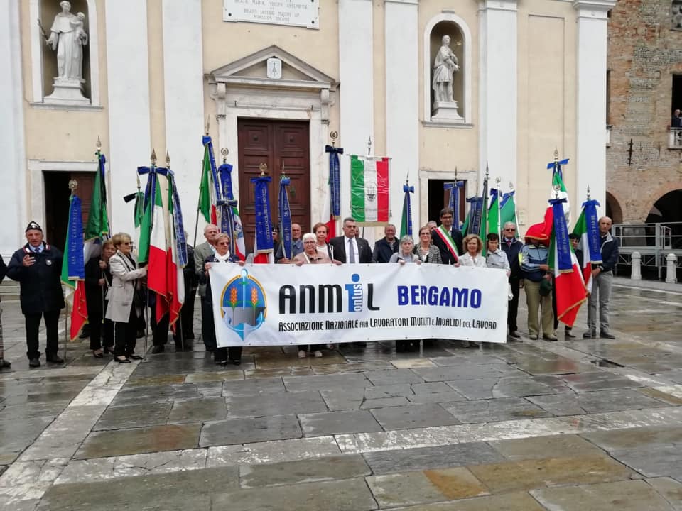 Sicurezza e lavoro: la città omaggia l’Anmil