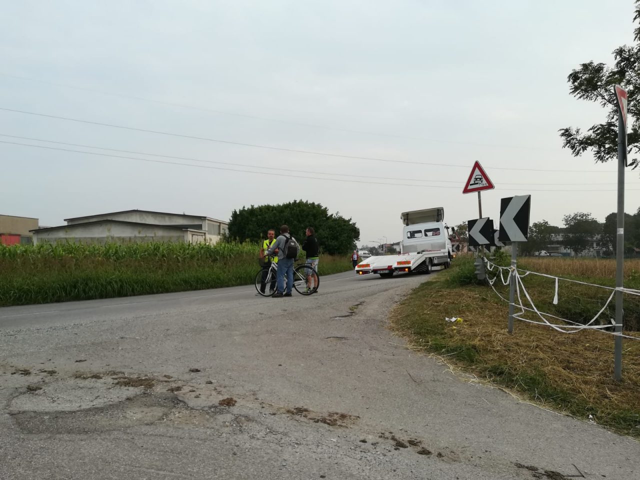 Incidente a Canonica, moto contro carro-attrezzi