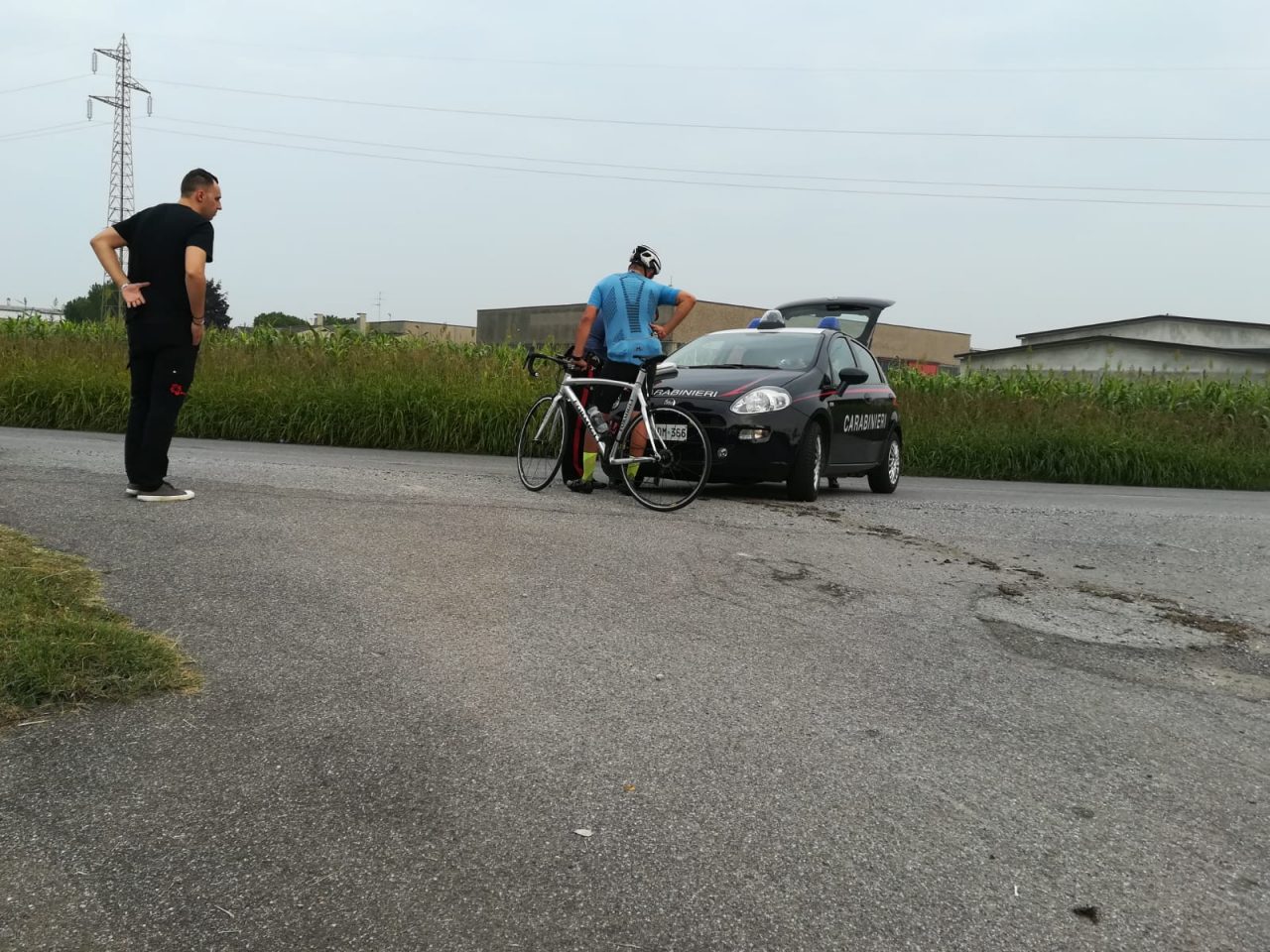 Incidente a Canonica, moto contro carro-attrezzi