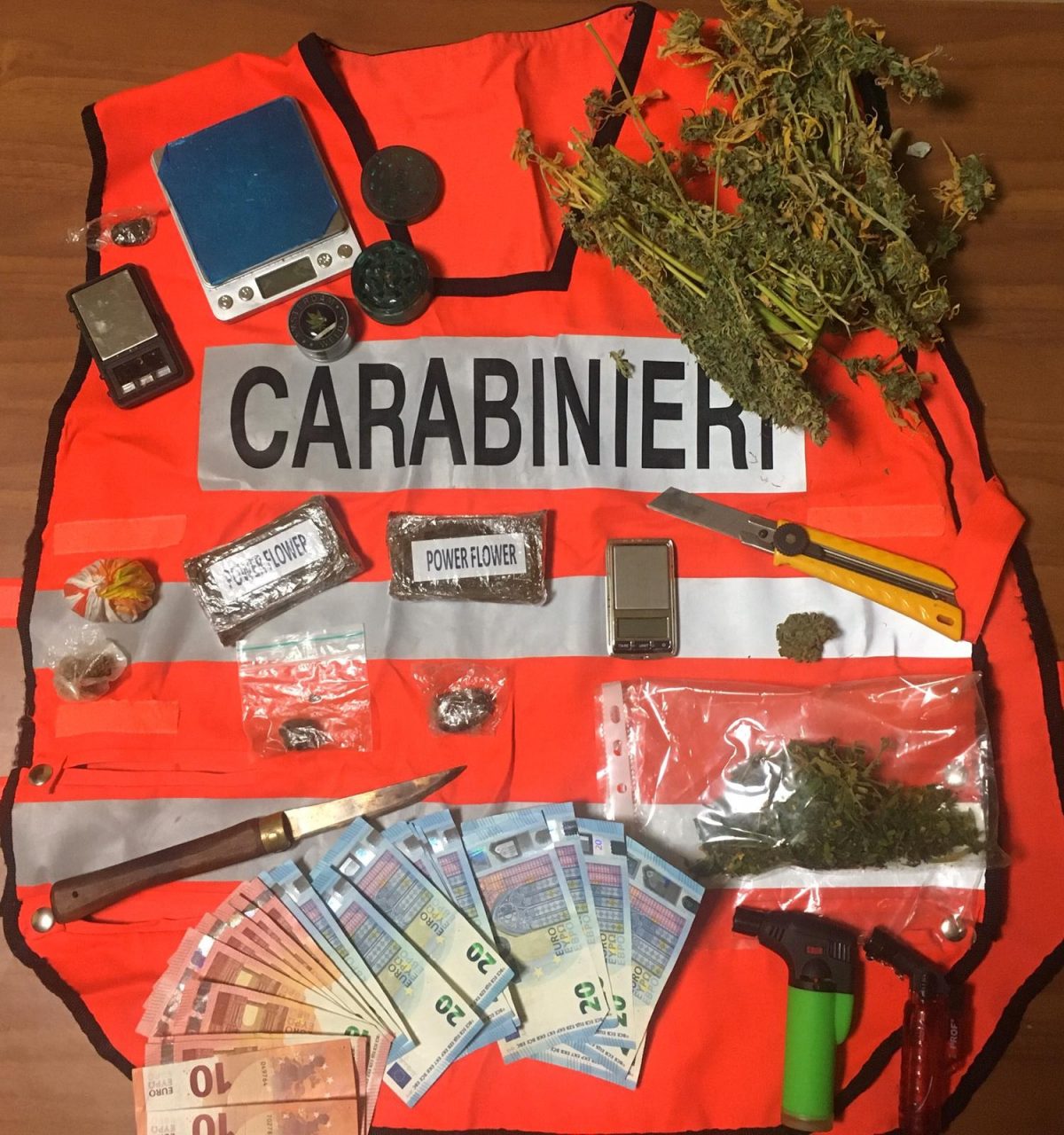 Spaccio di droga a Camisano, due arresti