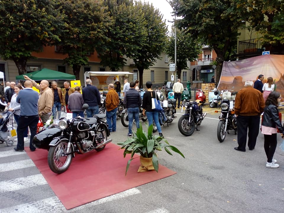 Alla sagra di Vailate una mostra espositiva di motociclette FOTO