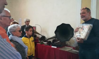 Macchine musicali in mostra a Fara d'Adda: dal carillion al registratore