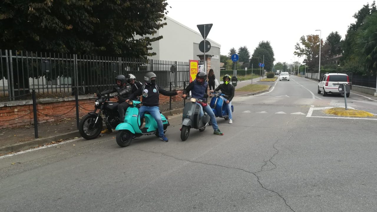 Party in vespa