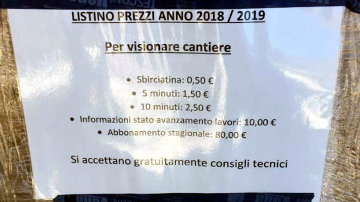 Pensionati che guardano i cantieri stradali: ora ci sono anche le tariffe FOTO