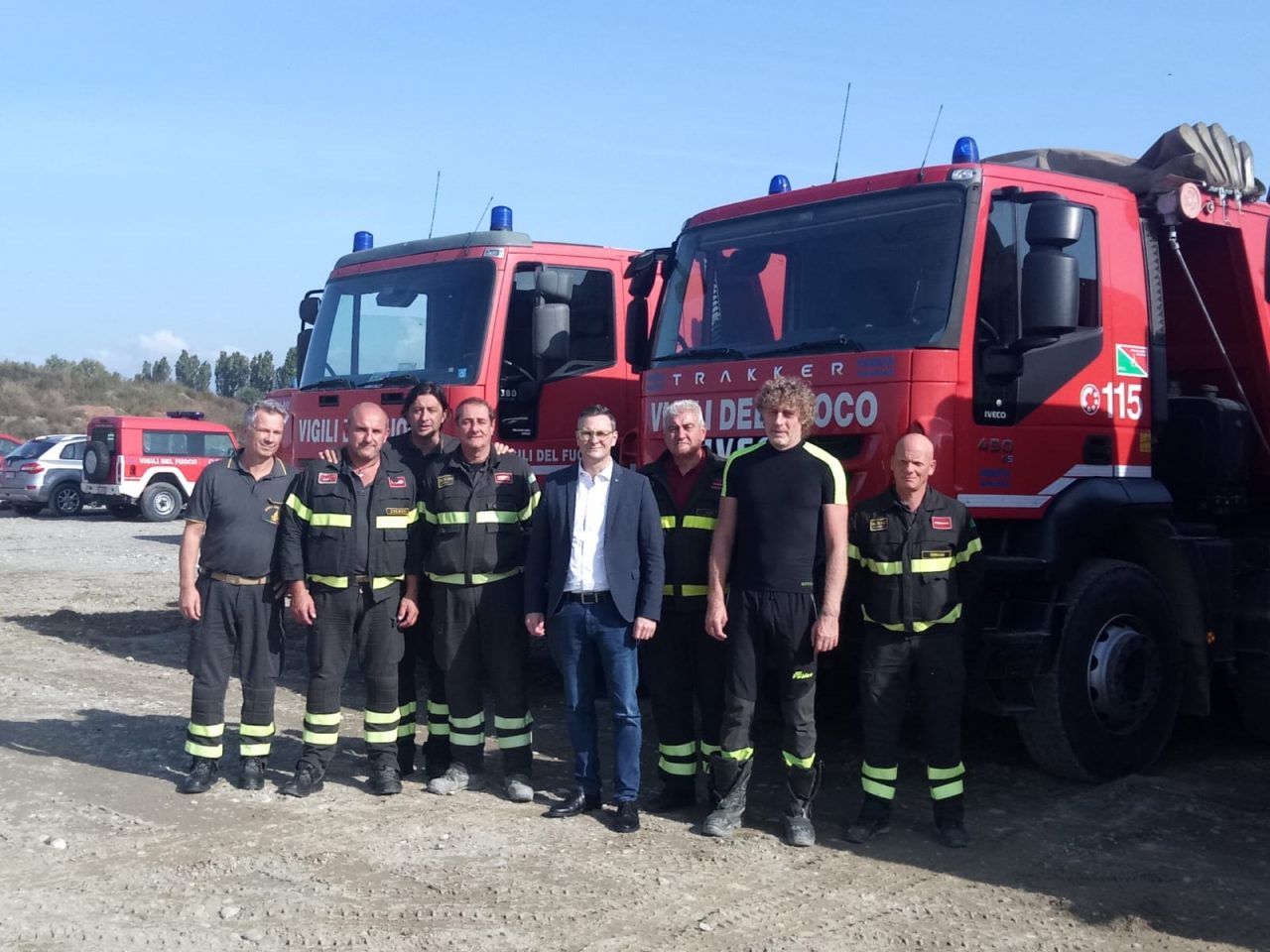 Esercitazione del Gos a Treviglio, in azione i Vigili del fuoco