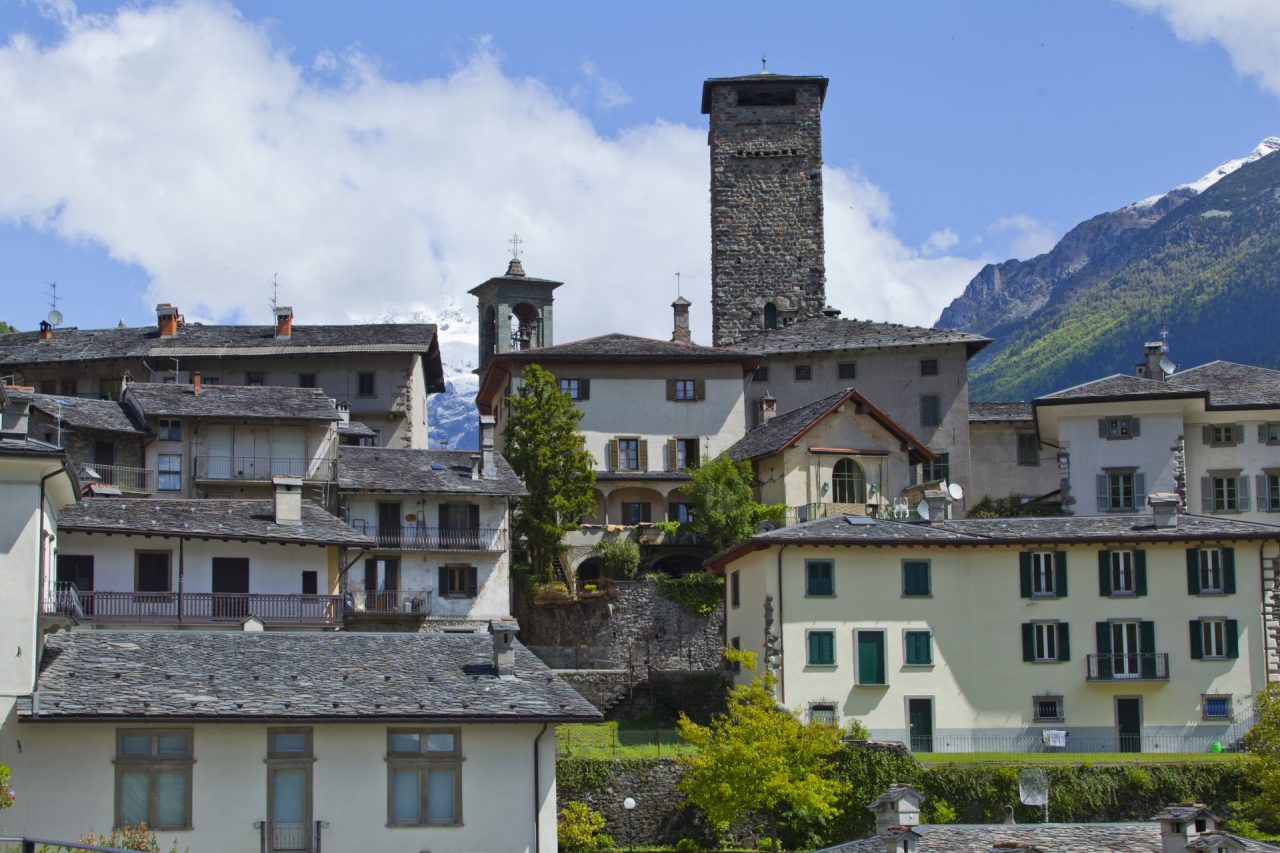 I 15 borghi più belli da visitare a Natale? Per il Touring c’è anche Gromo