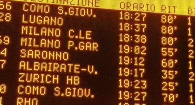 #adessobasta, pendolari in protesta contro il servizio ferroviario lombardo