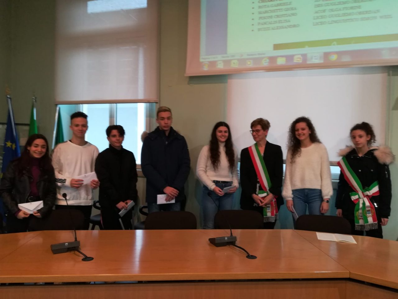 Consegnate le borse di studio agli studenti di Pontirolo FOTO