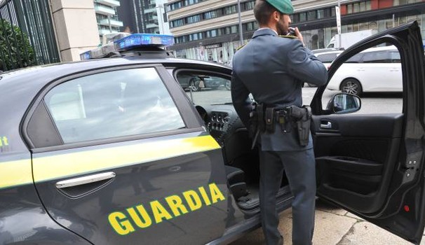 Prima si indebitavano e poi fallivano (incassando anche fondi Covid): 21 arresti