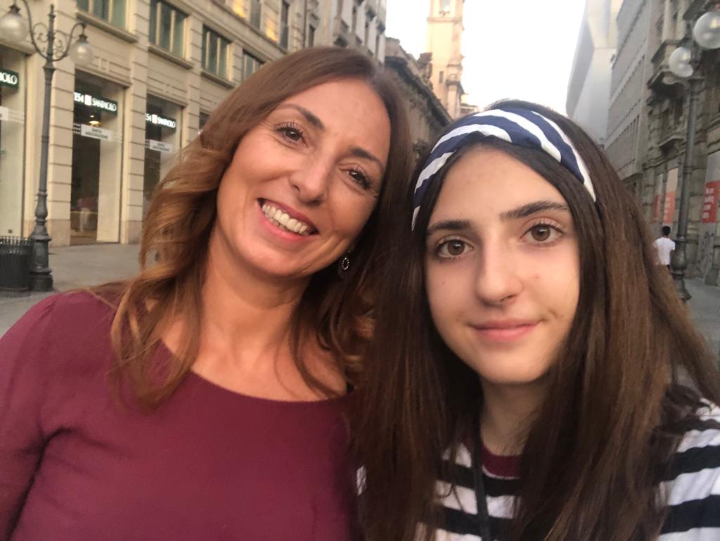 Alessandra, 12 anni, ha donato i suoi capelli ai pazienti oncologici