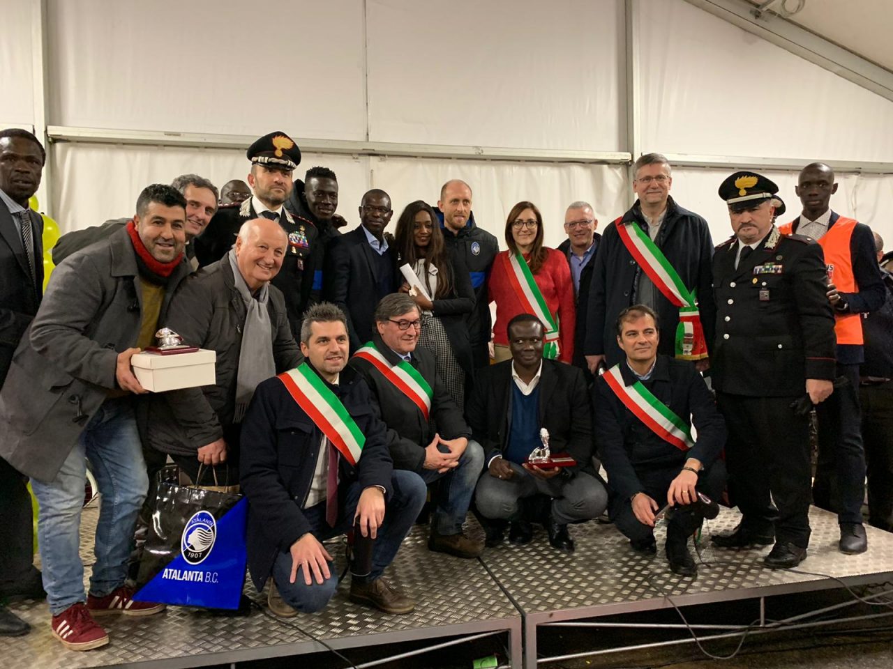 Noi con Voi, a Zingonia il Natale dell’integrazione con i carabinieri