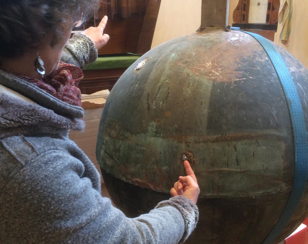 La “palla” del Santuario è stata bucata da un proiettile