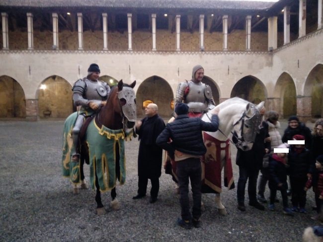 Il nuovo videoclip di Giovanni Truppi e Niccolò Fabi girato nel castello di Pandino