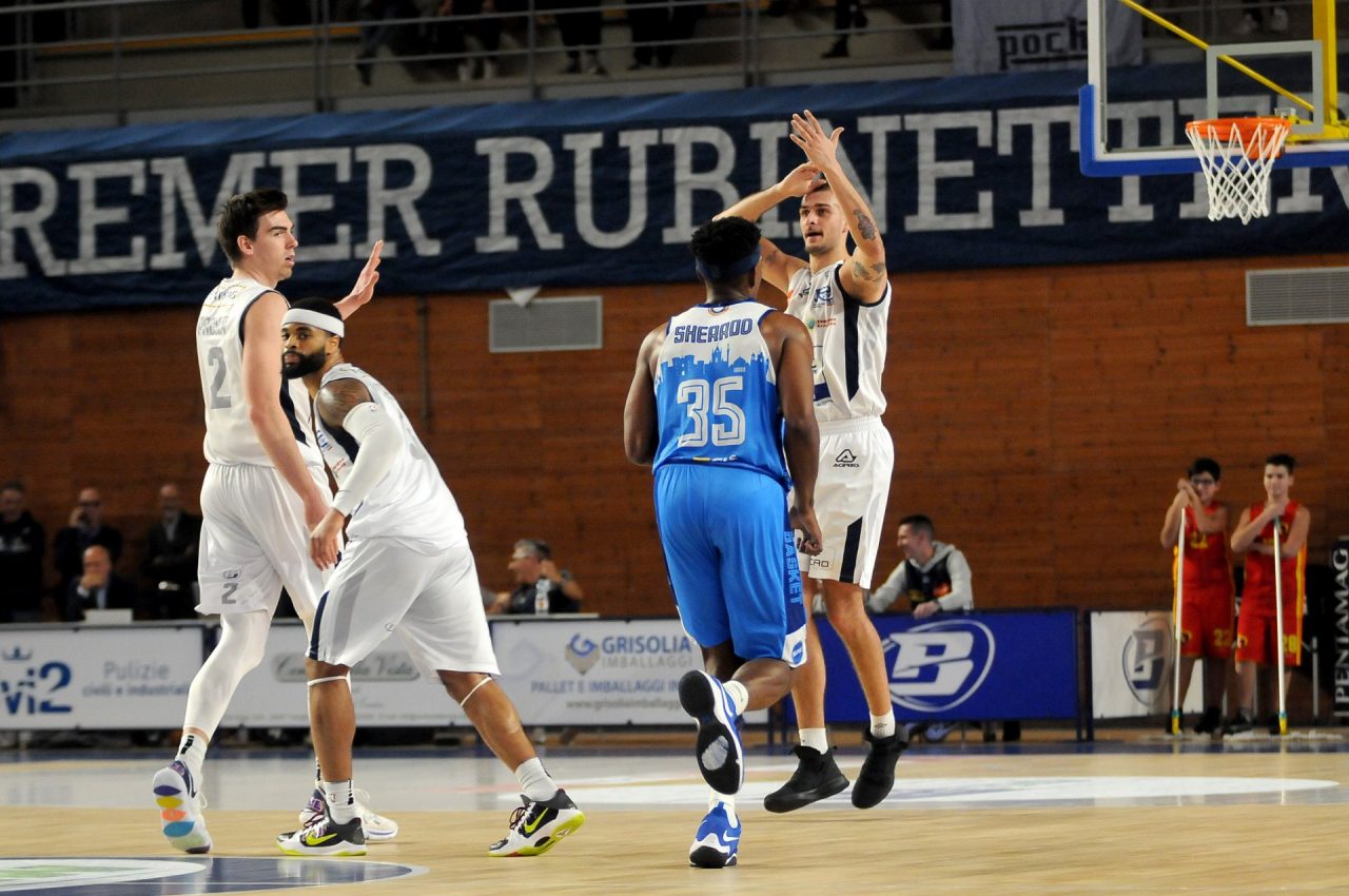 Grande reazione di squadra, la Bcc torna a vincere