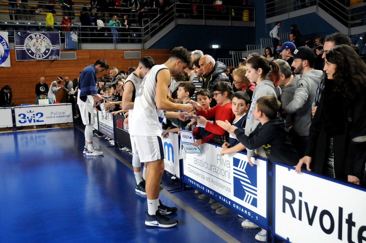 Gli scatti del match tra Bcc Treviglio e Napoli FOTO