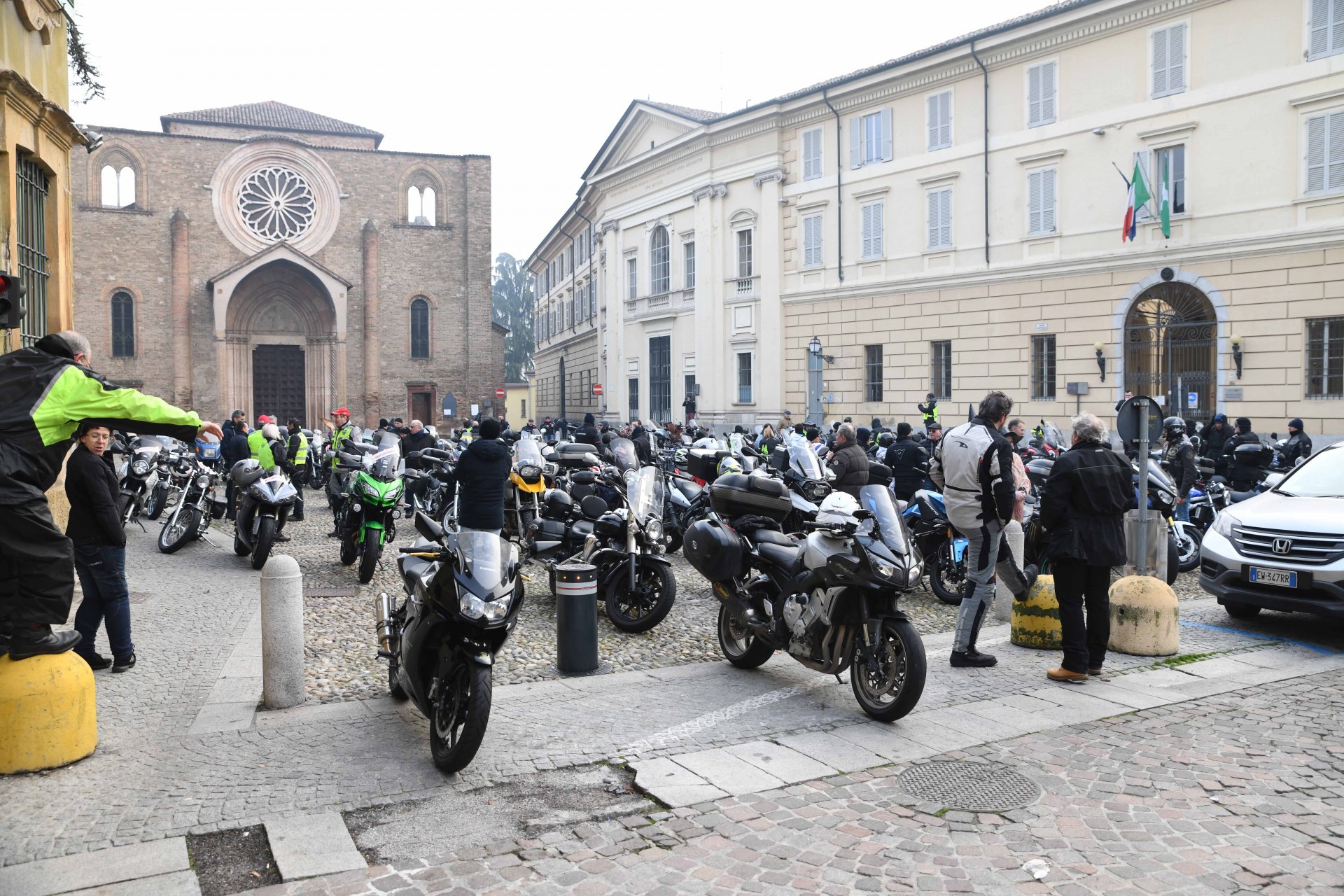 I soci del Moto Club Pandino comp. 3