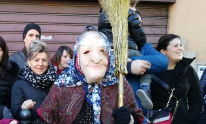 La Befana porta i doni e la Pro loco di Canonica i premi FOTO