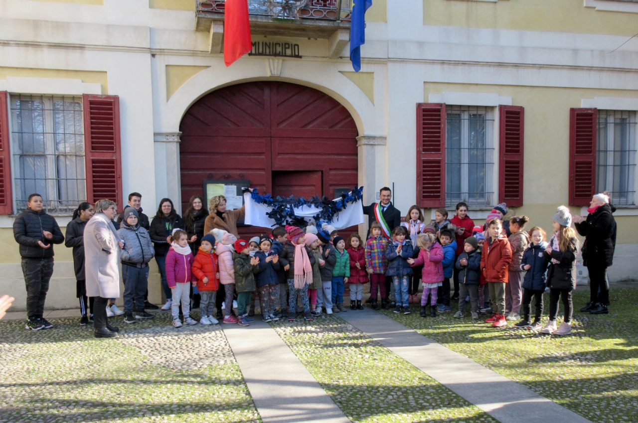 Messaggi contro il bullismo dalle scuole ai Comuni FOTO