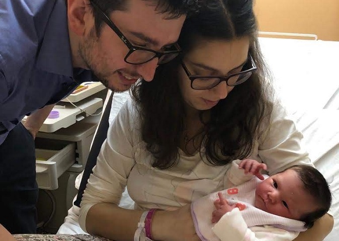 A Pontirolo arriva la cicogna e in famiglia si ritrovano cinque generazioni di donne