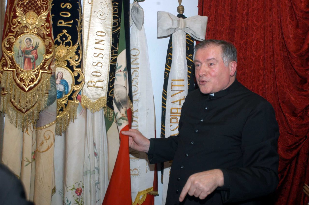 Coronavirus, è morto il parroco di Urgnano don Mariano