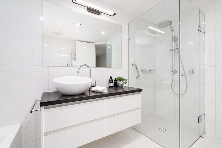 5 regole l’oro per arredare un bagno piccolino
