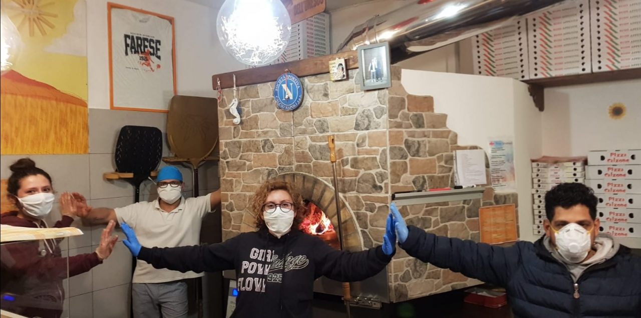 Sforna pizze per sostenere l’ospedale di Treviglio, donato l’intero incasso