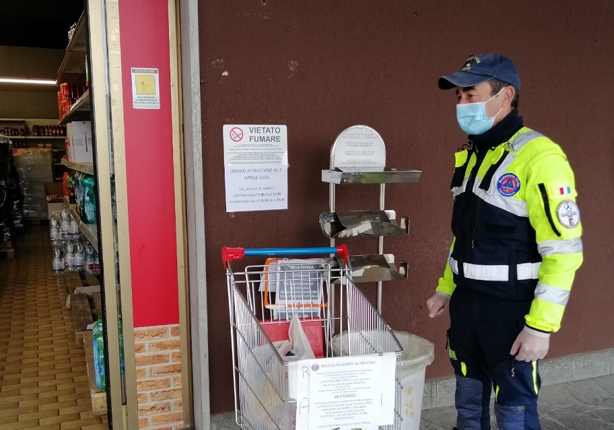 Raccolta alimentare della Protezione civile