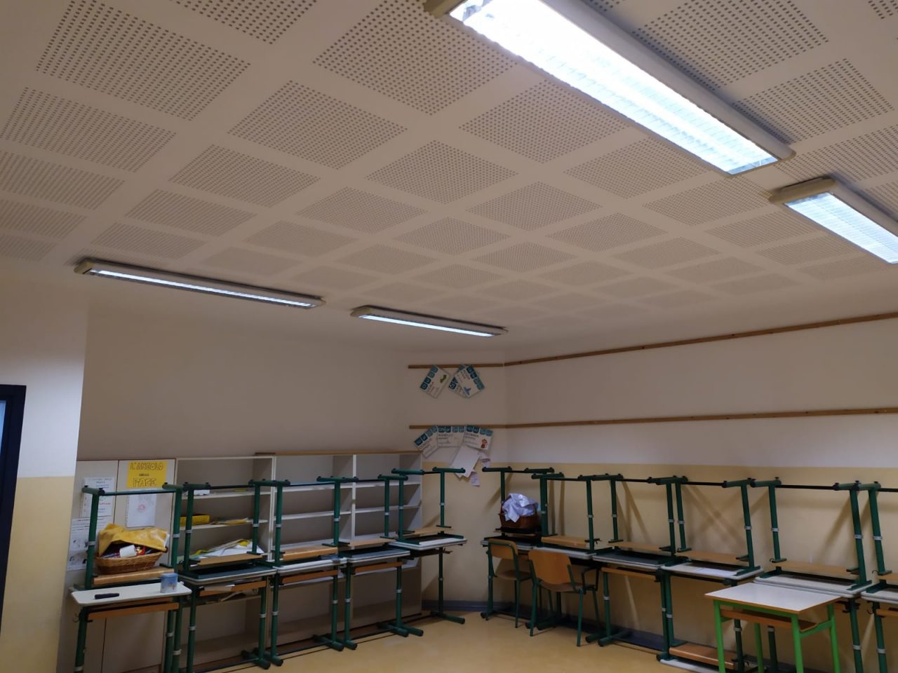 Dopo i cedimenti del soffitto cinque aule rimesse a nuovo FOTO