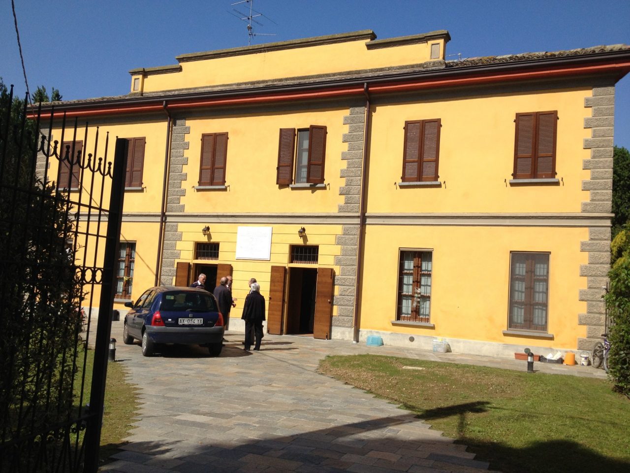 Pannoloni scadenti, famiglie autismo contro Regione